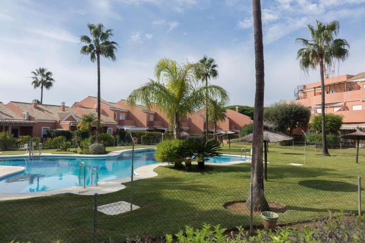 Apartamento Pink Mariposas Chiclana de la Frontera Bagian luar foto