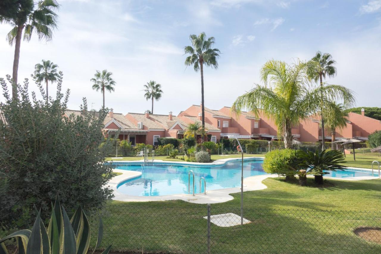 Apartamento Pink Mariposas Chiclana de la Frontera Bagian luar foto